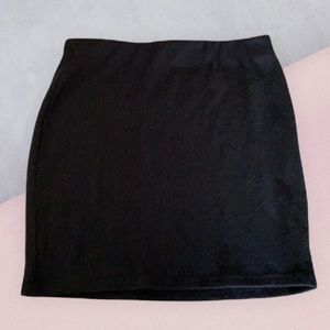 Black Ribbed Mini Skirt
